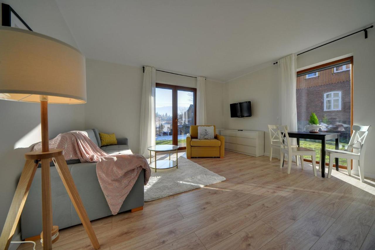 Apart-Invest Apartament Grottgera Studio 3 シクラルスカ・ポレンバ エクステリア 写真